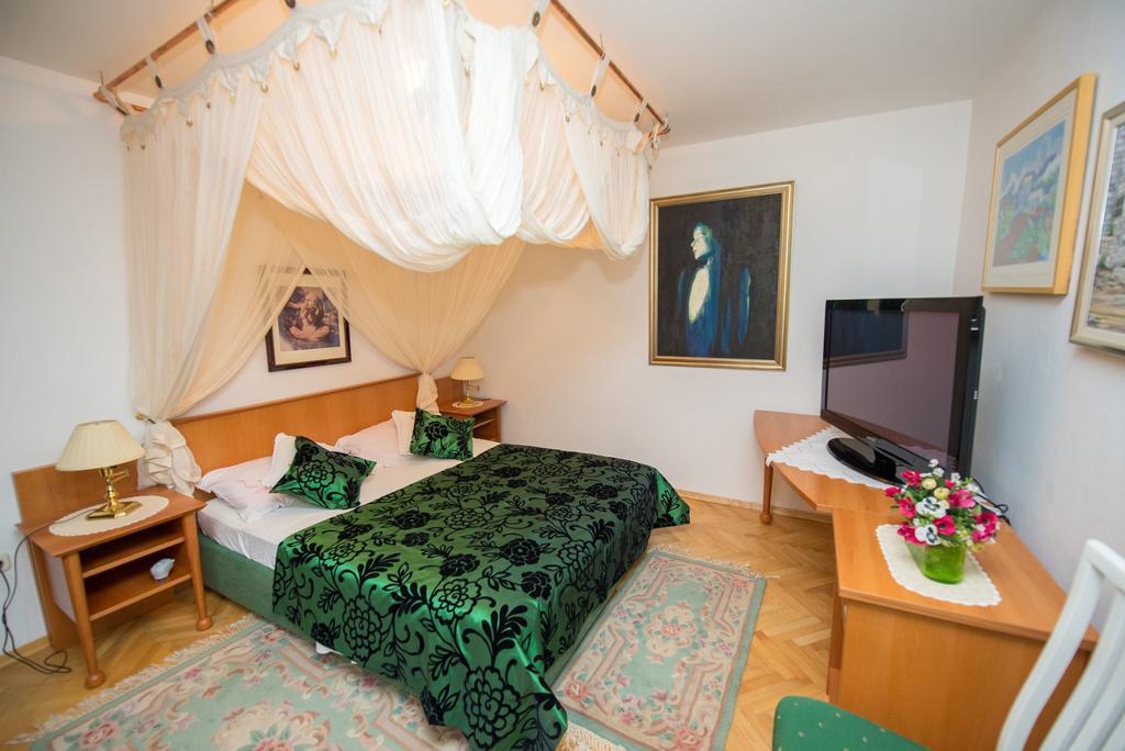 Apartments Marija Near Center Vodice Luaran gambar
