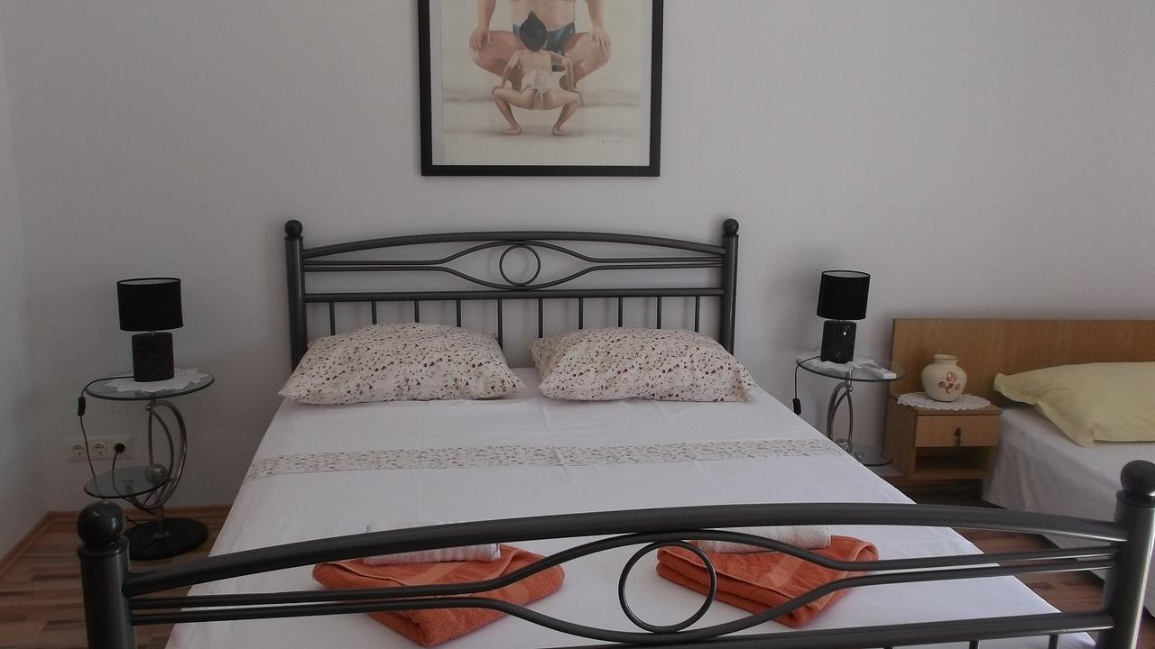 Apartments Marija Near Center Vodice Bilik gambar